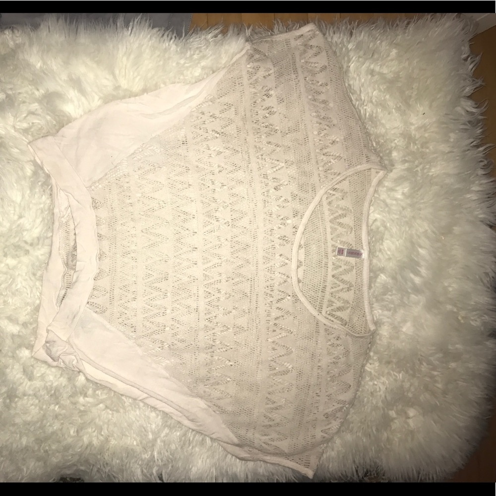 Blouse 💋 NO SHIPPING FEE